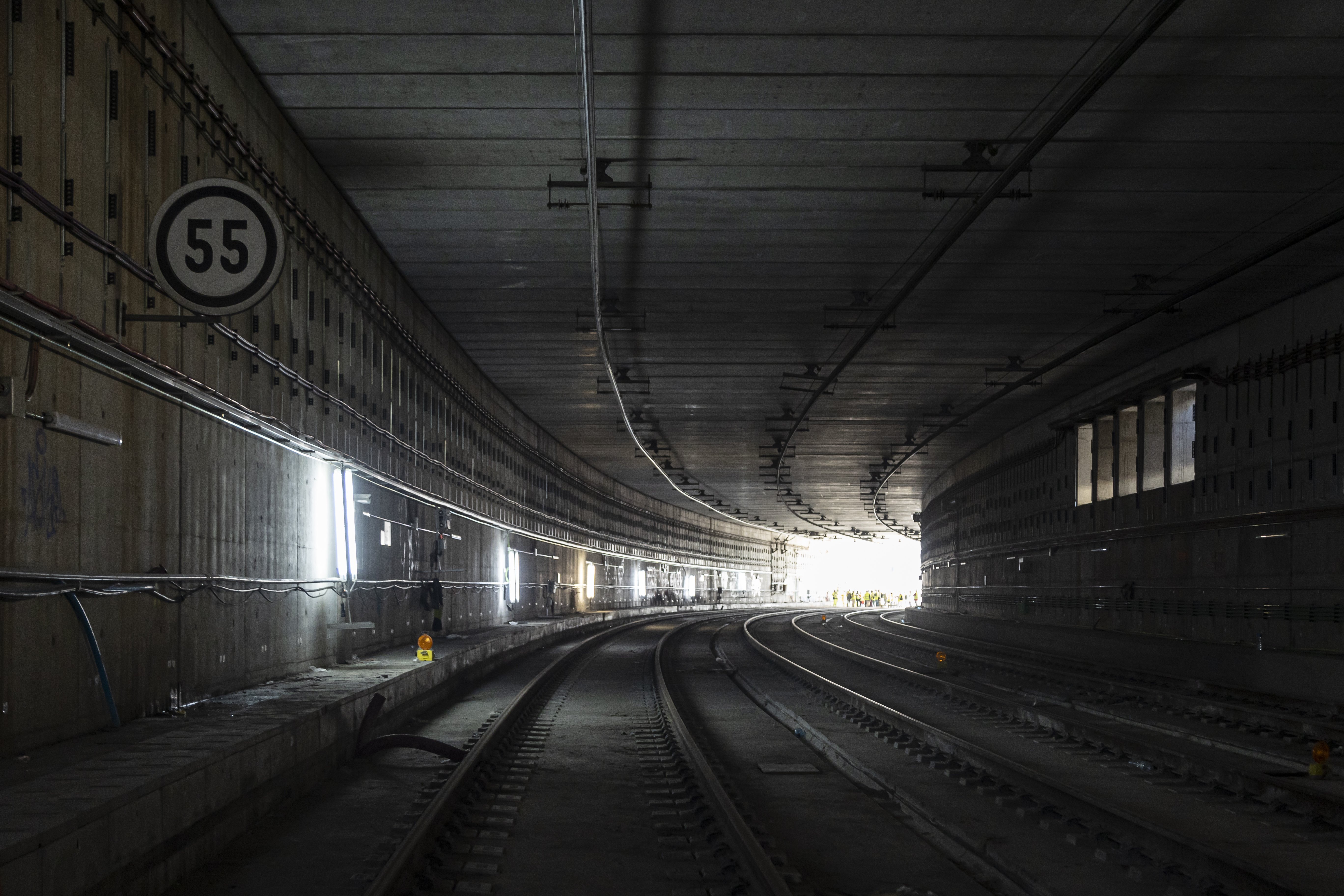 No tothom vol la cobertura de les vies del tren: “Barcelona és una gran anomalia”