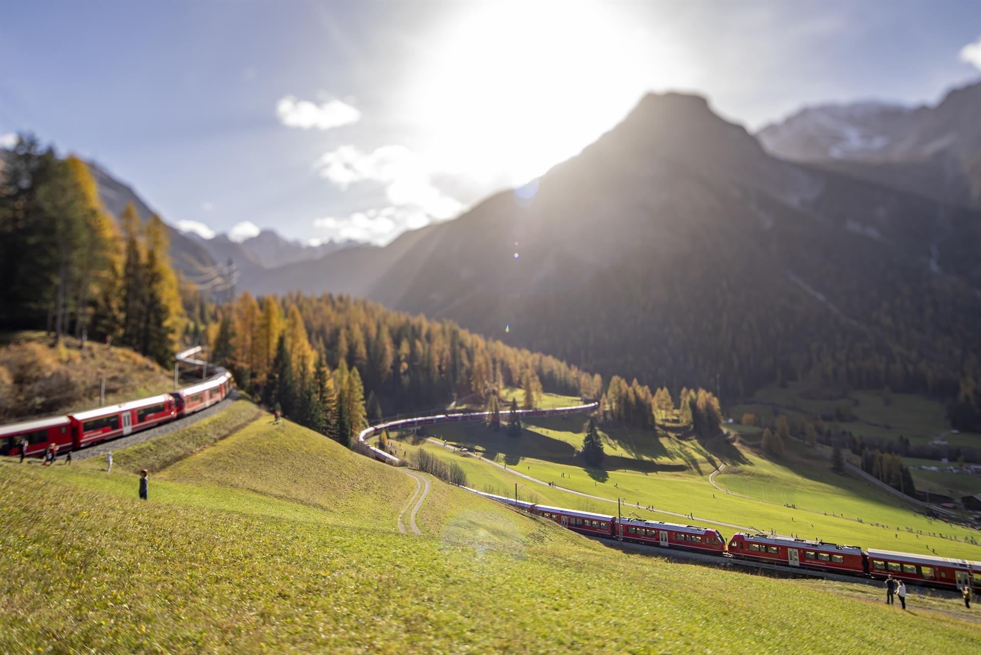 Suiza consigue el récord del tren más largo del mundo en el 175º aniversario del ferrocarril