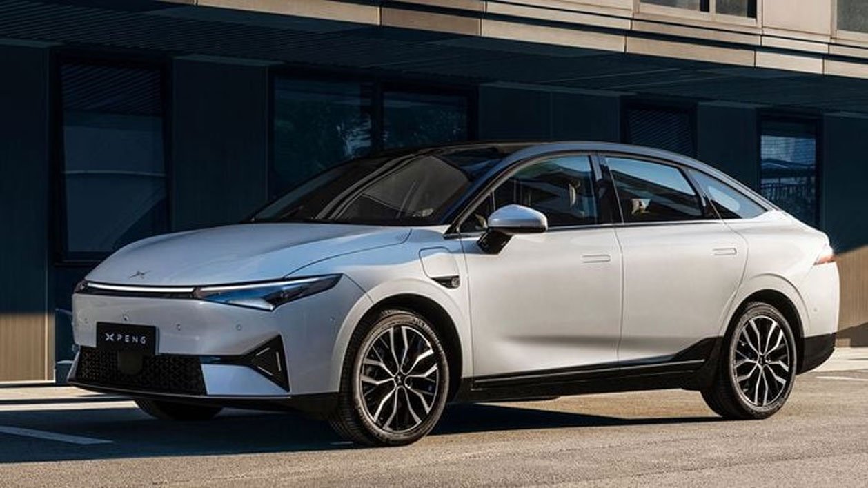 Nova marca de cotxes elèctrics barats, l'últim cop a la gasolina i al dièsel, 640 milions