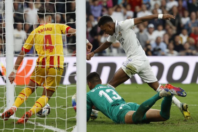 Rodrygo Gazzaniga gol Reial Madrid Girona / Foto: EFE Rodrygo Gazzaniga gol Reial Madrid Girona / Foto: EFE