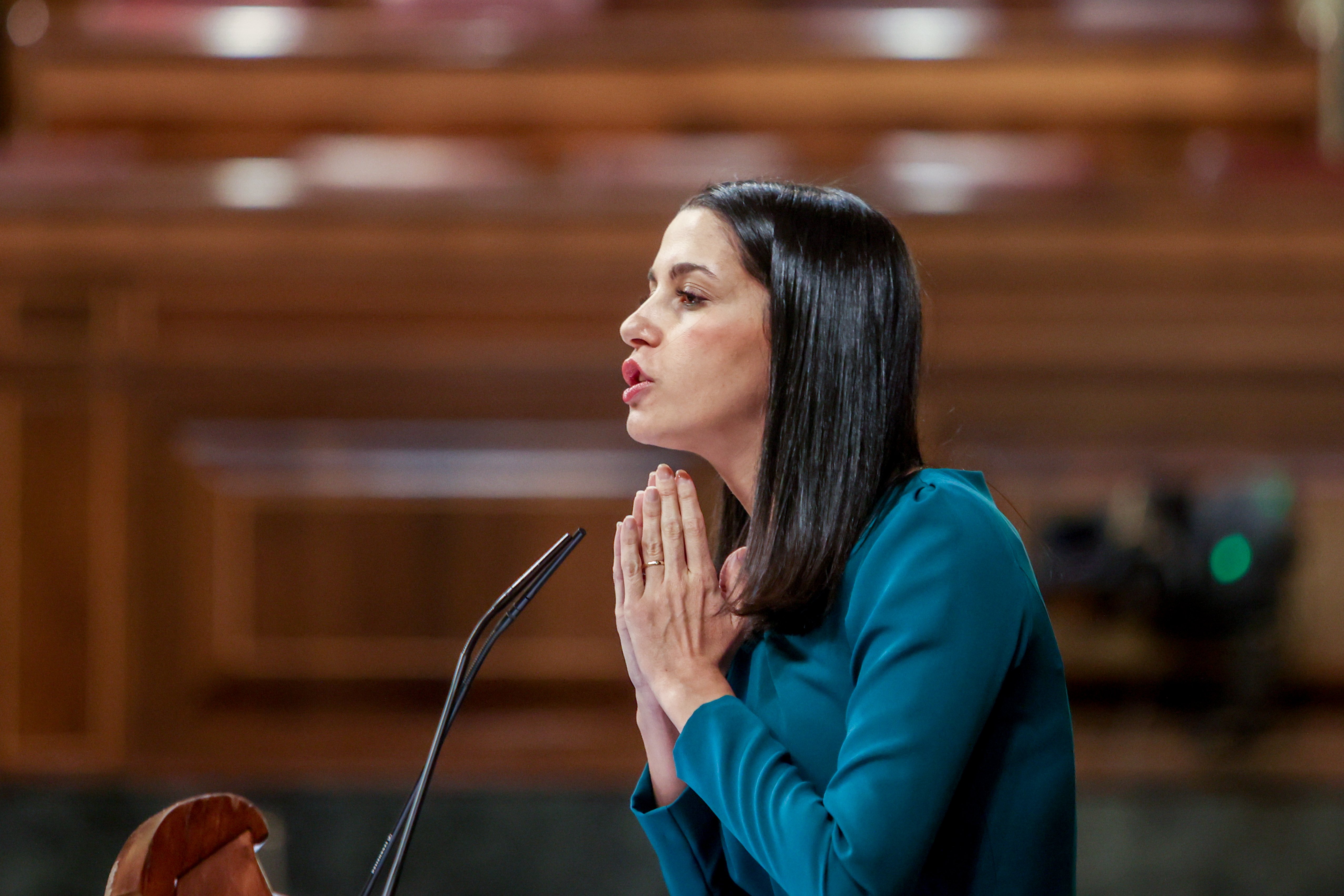 Arrimadas també utilitza Puigdemont per carregar contra Pedro Sánchez: "Li ha ofert el que sigui"