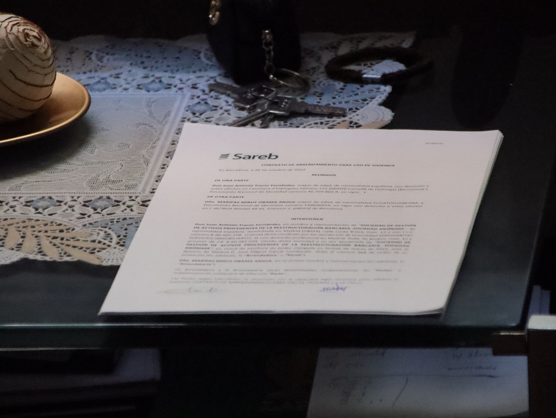 Un acuerdo entre el Ayuntamiento de Barcelona y la Sareb regulariza a familias vulnerables que ocupan pisos