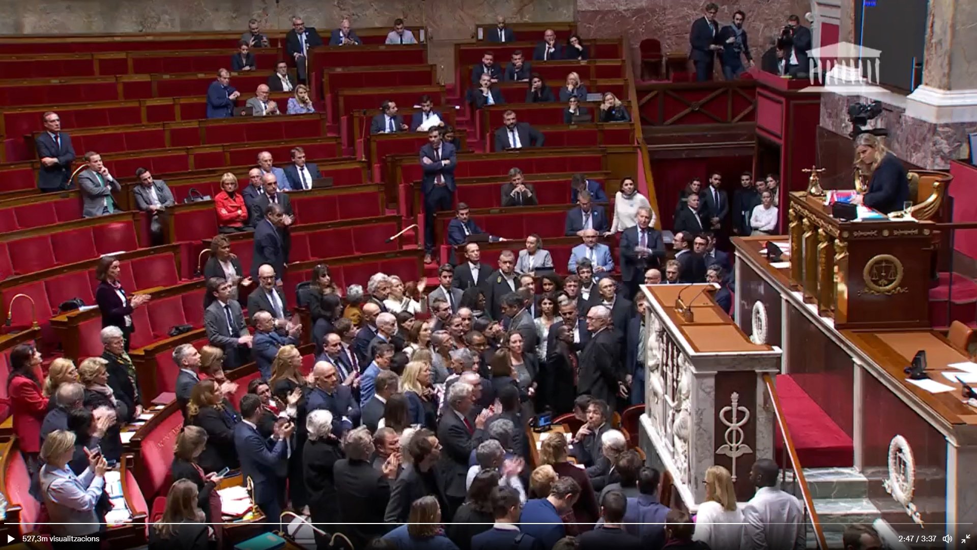 Crits racistes d'un diputat del partit de Le Pen causen polèmica a l'Assemblea Nacional | VÍDEO