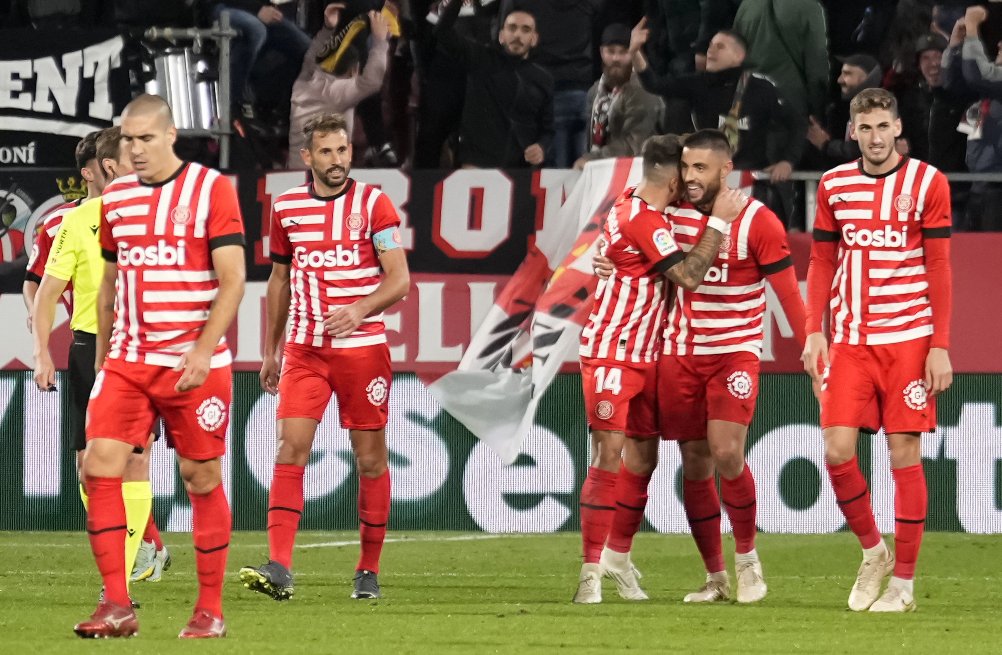 El Girona respira amb una merescuda victòria davant l'Athletic Club (2-1)