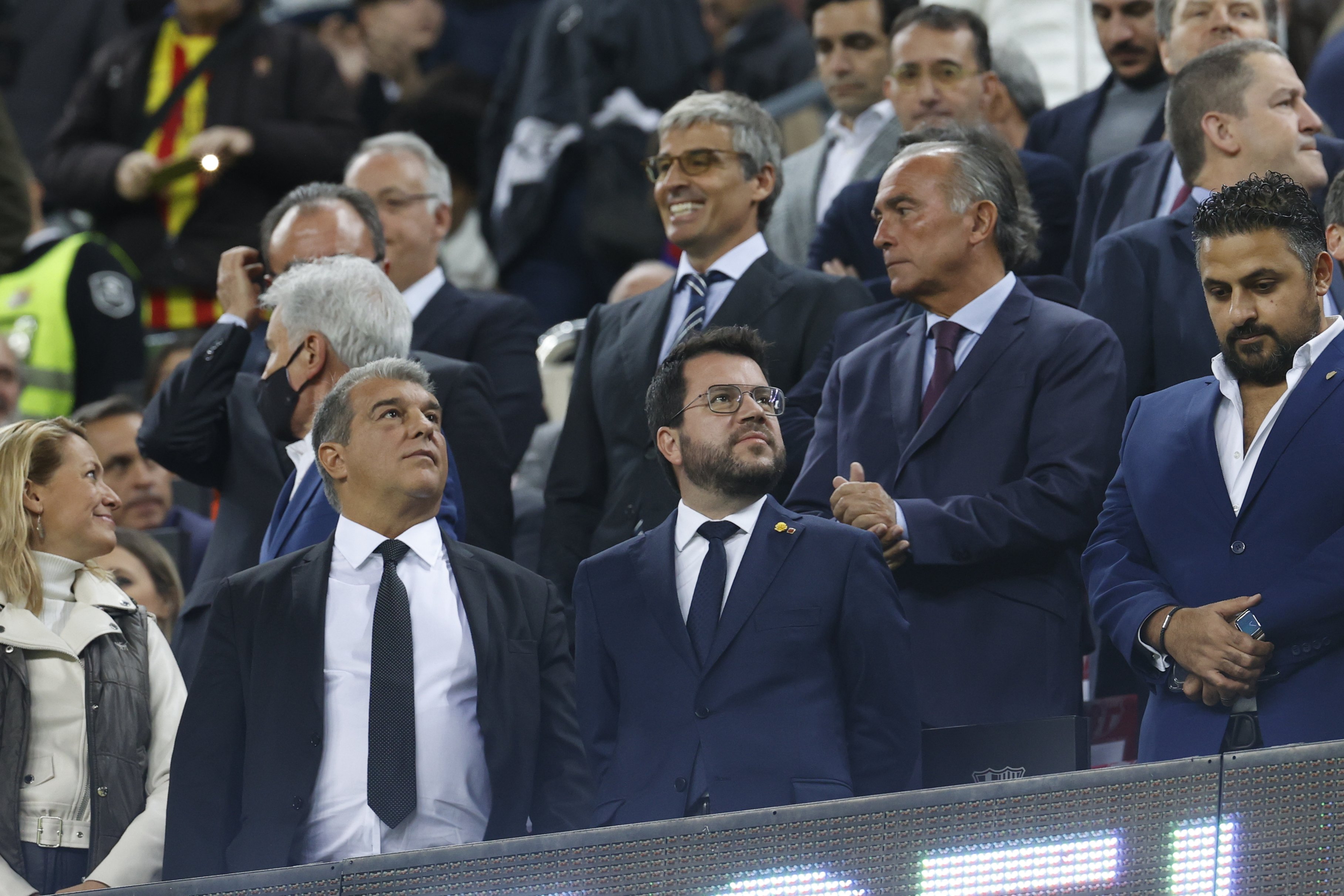 Maldini porta al Milan la negociació que Laporta treballa des de fa 6 mesos, perilla el fitxatge del Barça