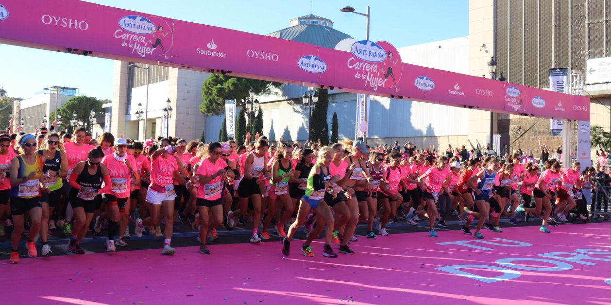 La Cursa de la Dona aplega 30.000 corredores a Barcelona pel càncer de mama