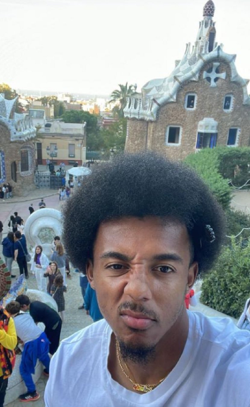 Koundé, en el Parc Güell IG Stories Koundé, en el Parc Güell IG Stories