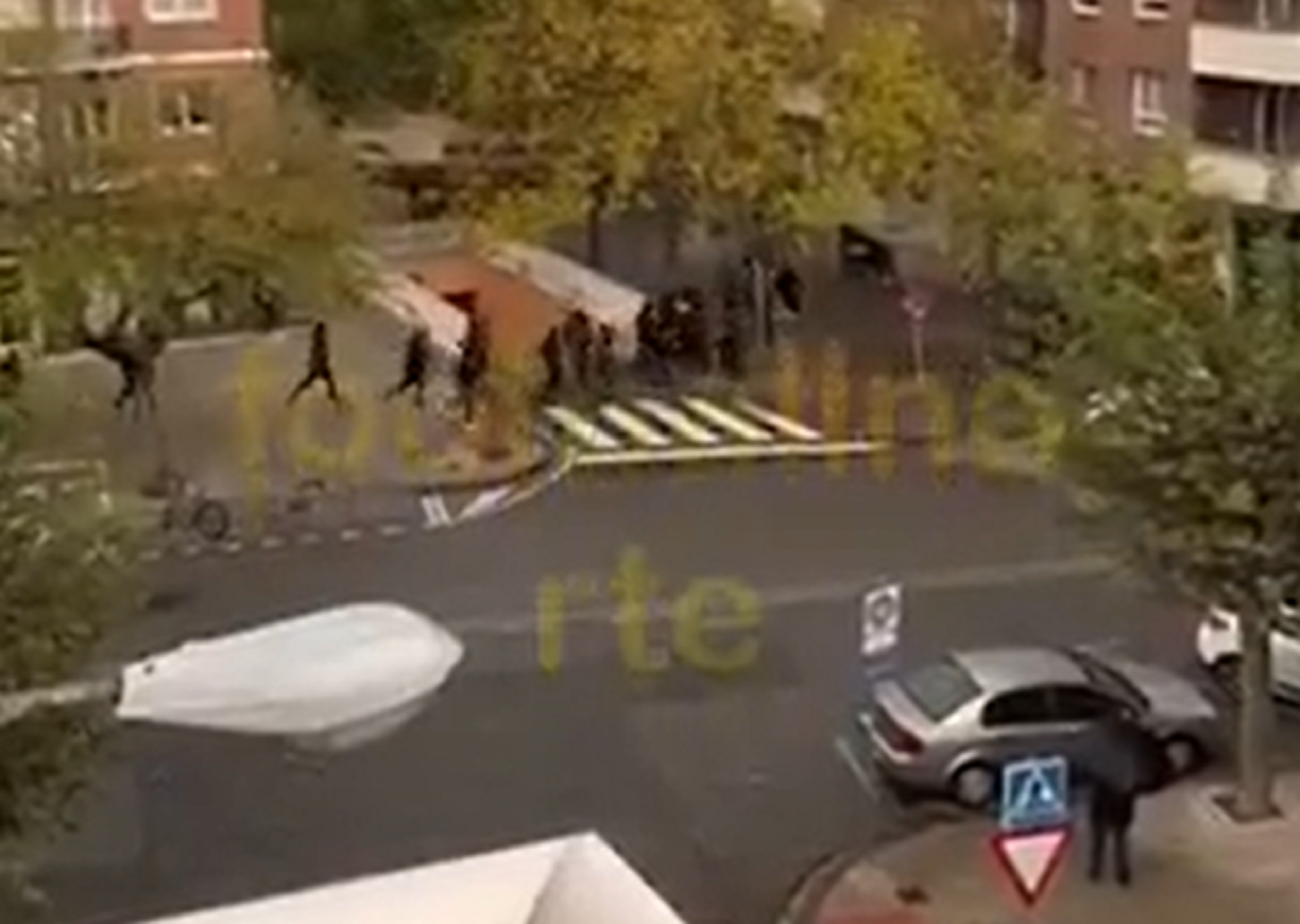 Tres heridos en un incidente violento de ultras del Barça en Pamplona