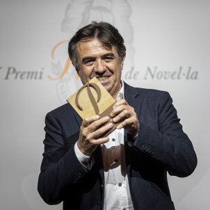 L’escriptor Martí Domínguez guanya el Premi Proa de Novel·la amb 'Mater'
