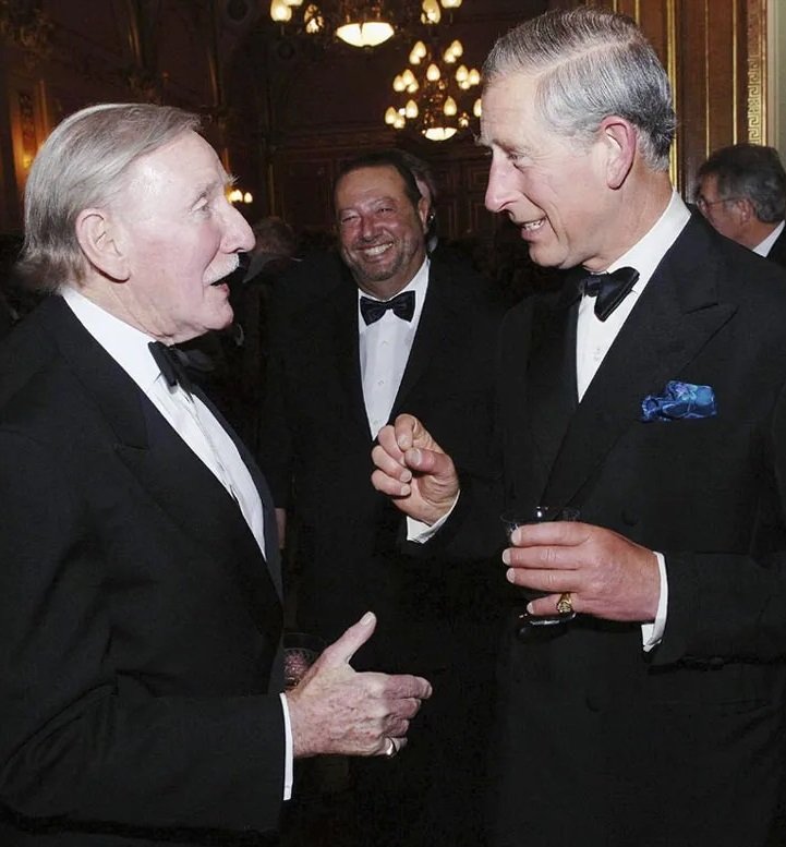 leslie phillips charles