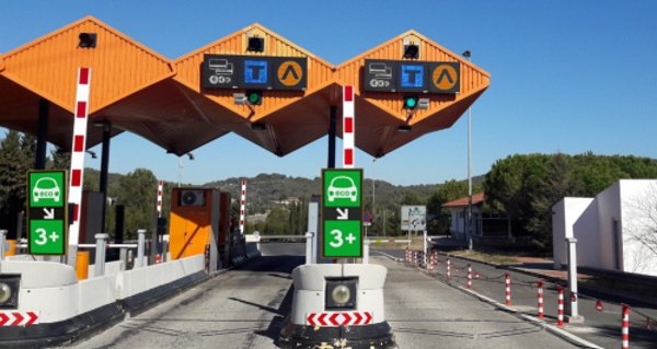 Un adhesiu al parabrisa del cotxe substituirà els peatges