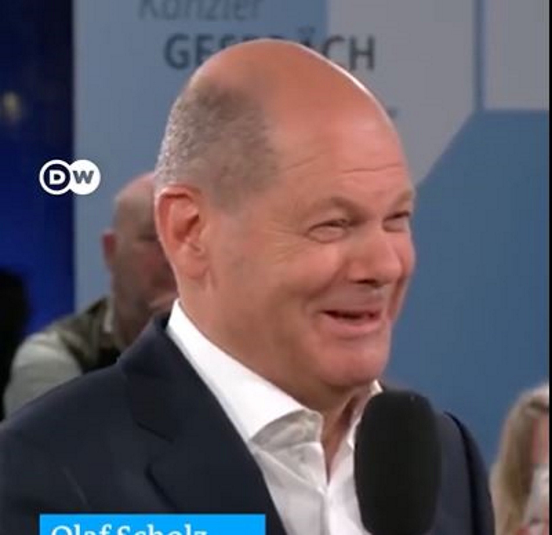 Olaf Scholz, a l'ull de l'huracà per una patinada en un programa de televisió | VÍDEO