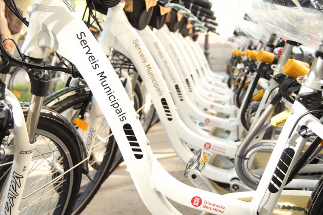 Foment de la mobilitat sostenible amb bicicletes a les flotes municipals   Diputació de Barcelona