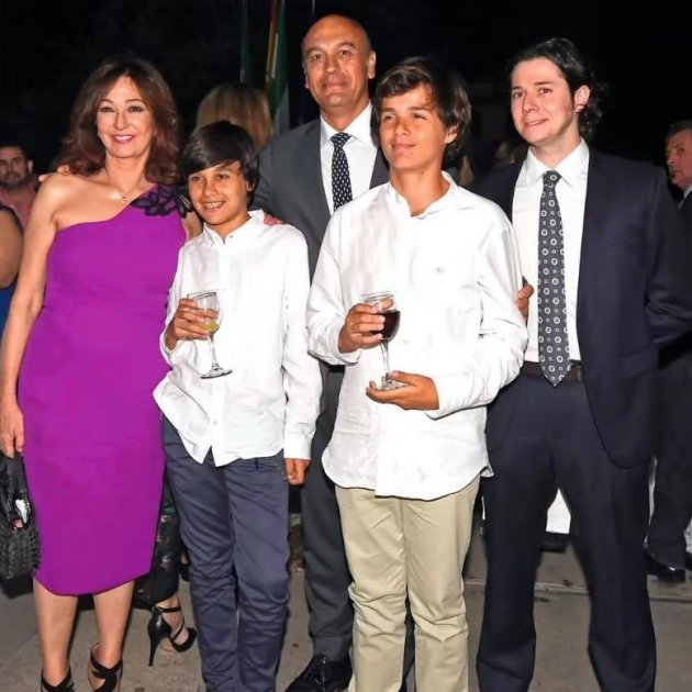 Ana Rosa Quintana juan Muños hijos GTRES Ana Rosa Quintana juan Muños hijos GTRES