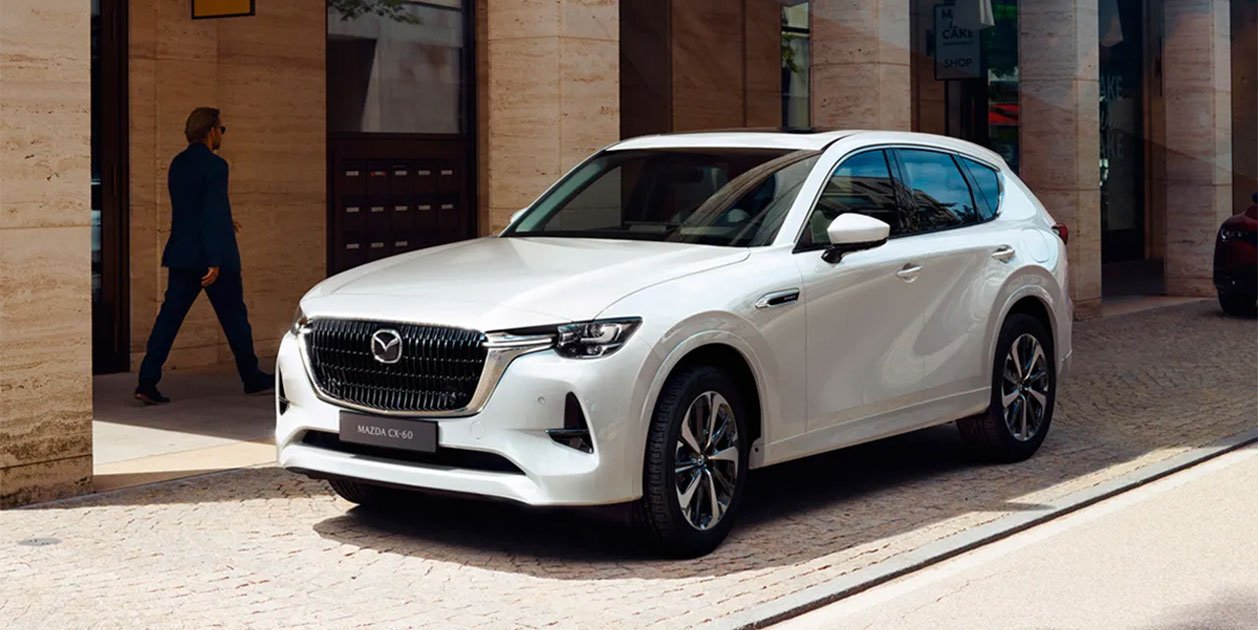 Mazda asalta el cliente premium con el SUV híbrido con acabados de lujo