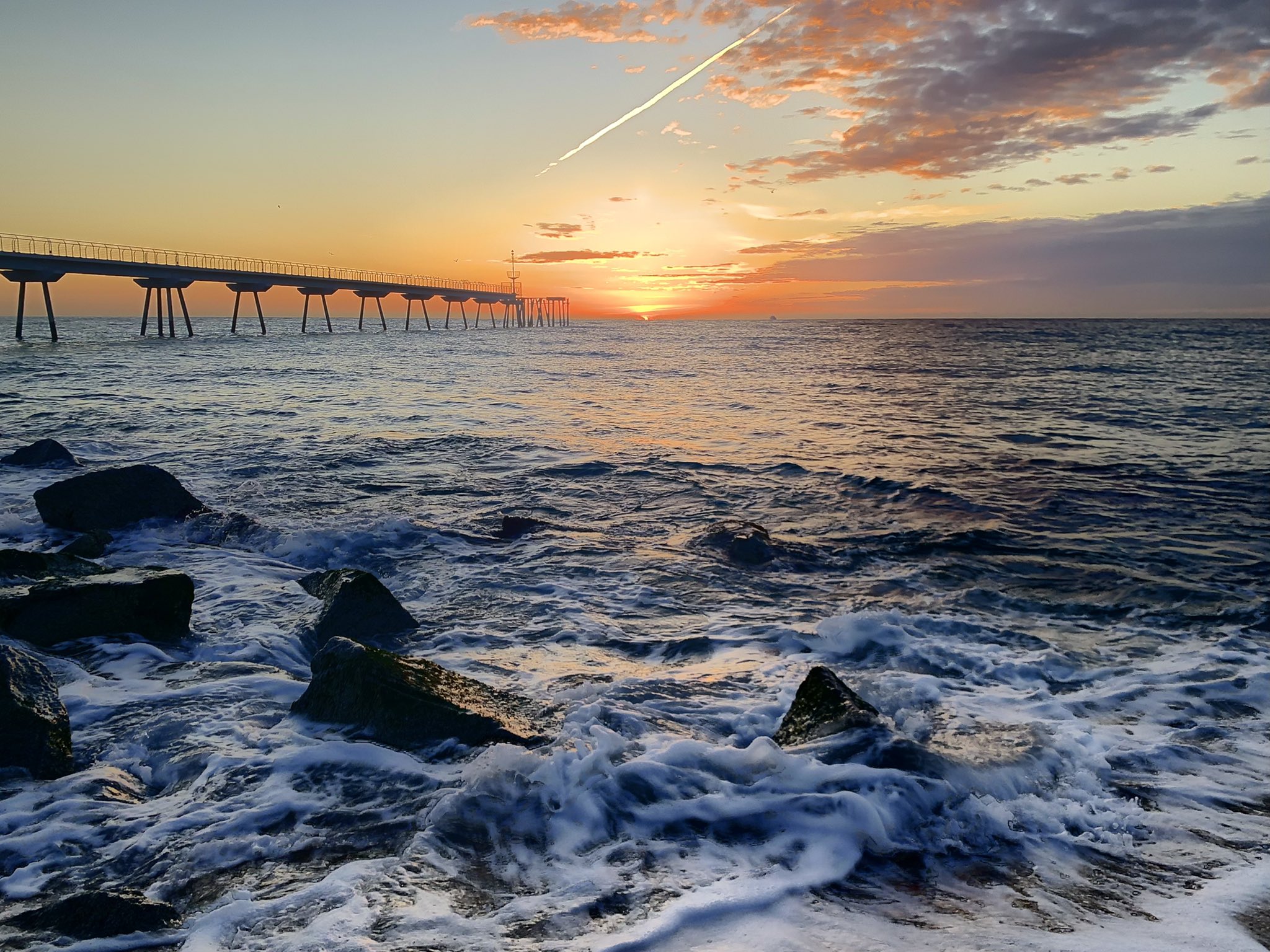 Sortida de sol a Badalona Foto @CronistaThe Twitter
