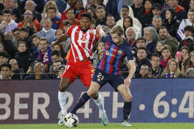 De Jong Barça Almeria / Foto: EFE - Marta Pérez De Jong Barça Almeria / Foto: EFE - Marta Pérez