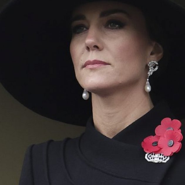 Kate Middleton, con las amapolas   GTRES