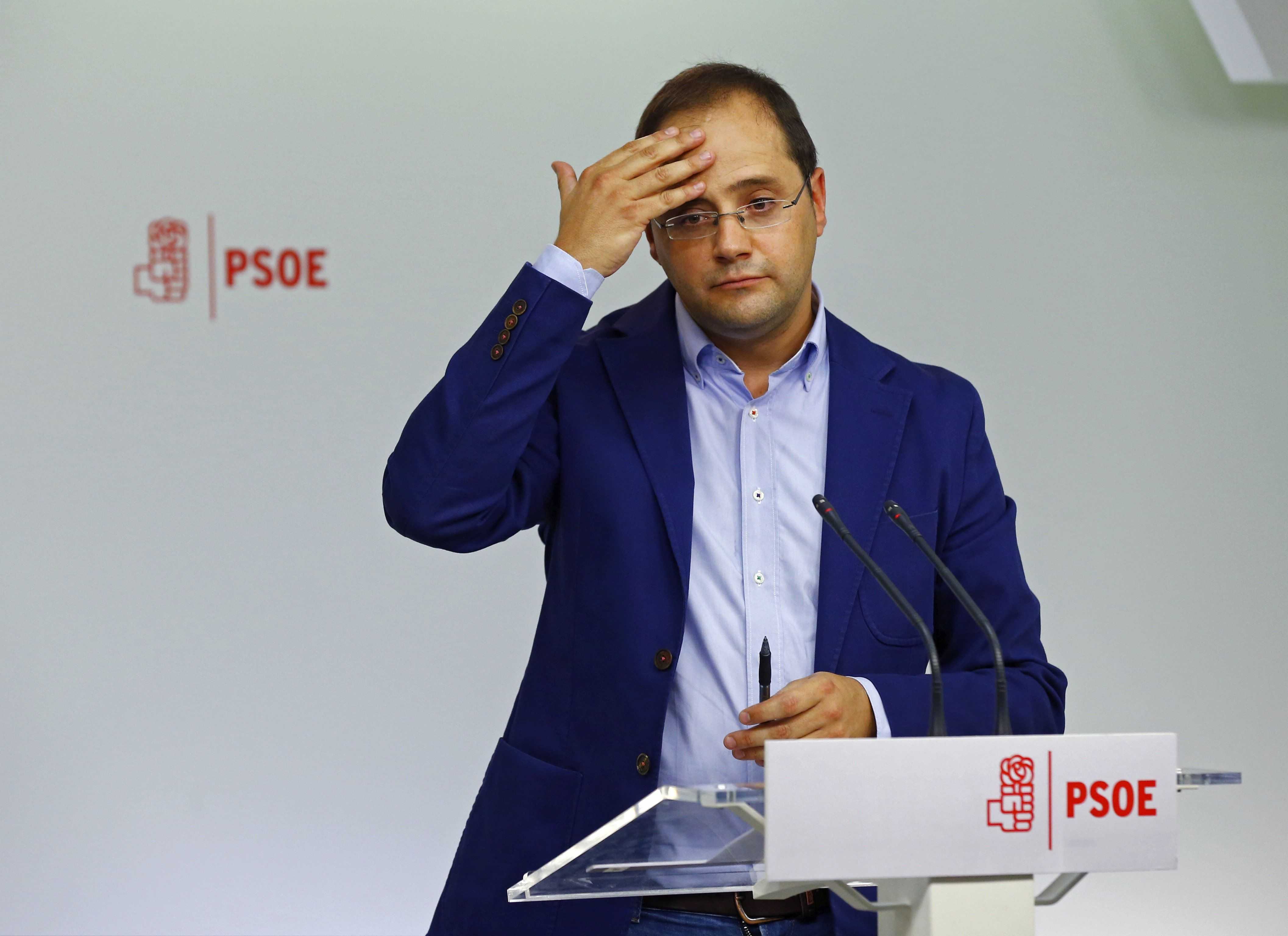 La ejecutiva del PSOE no se disuelve
