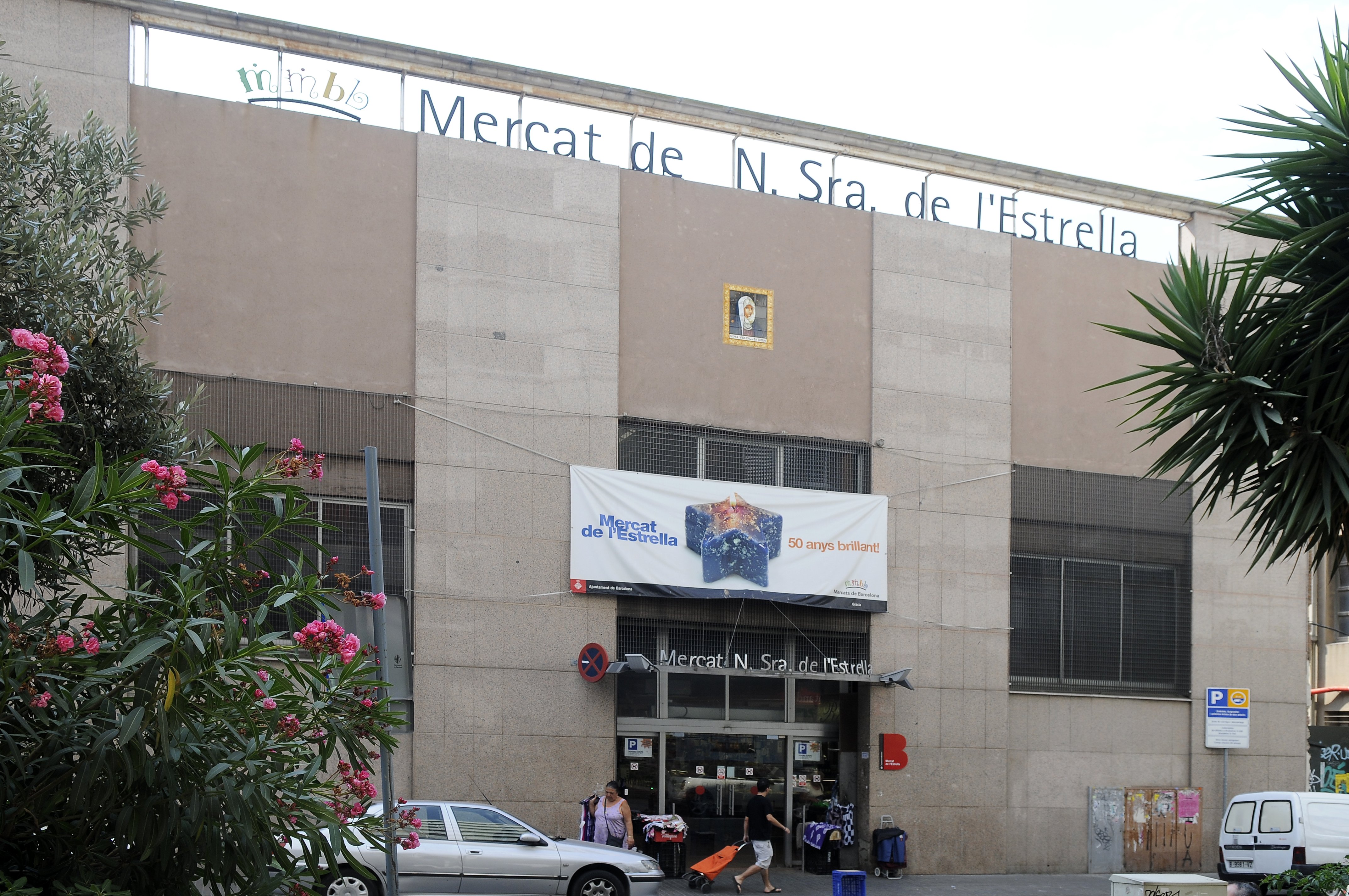 Continua la gimcana del Mercat de l’Estrella; podria tornar als Jardins del Baix Guinardó