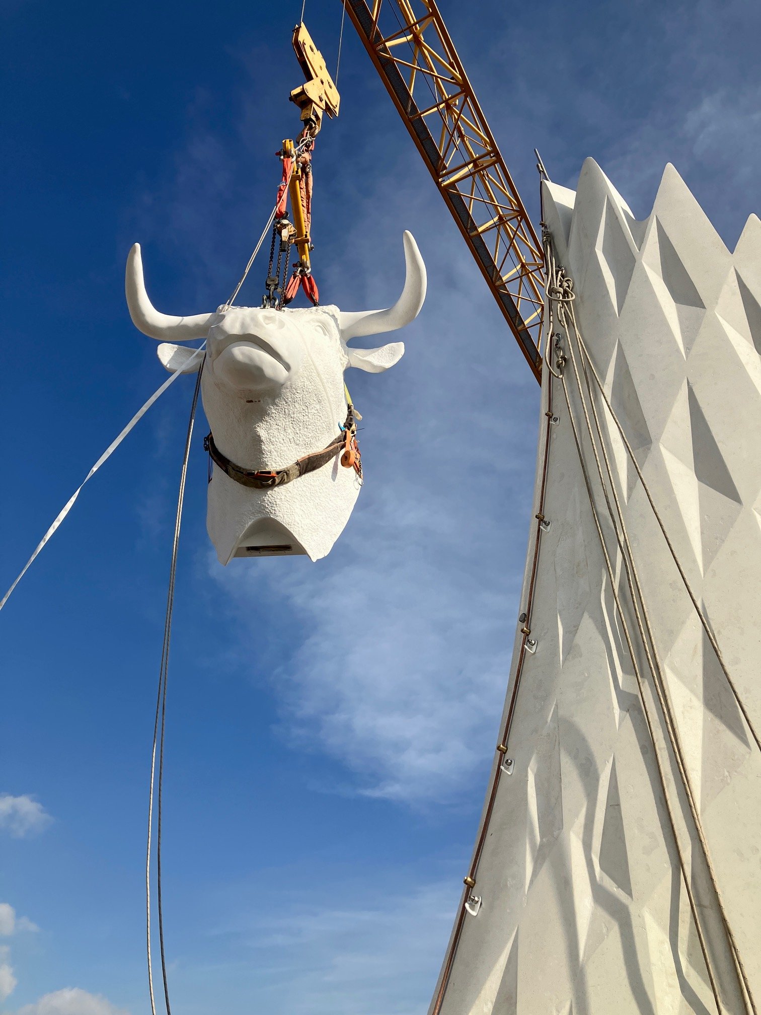 How the Luke tower of the Sagrada Família was topped off