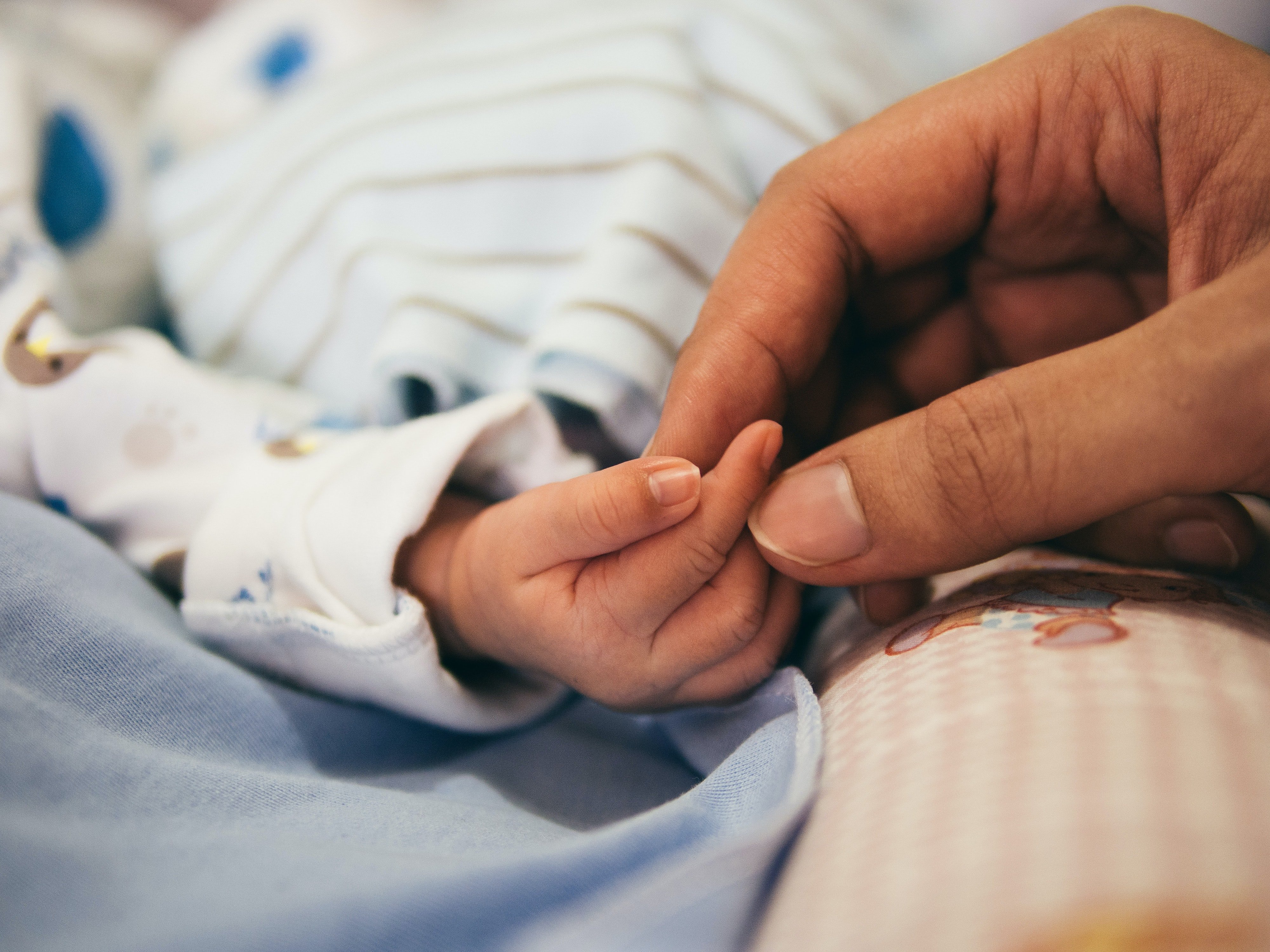 Un brot de bronquiolitis satura les urgències pediàtriques de Catalunya