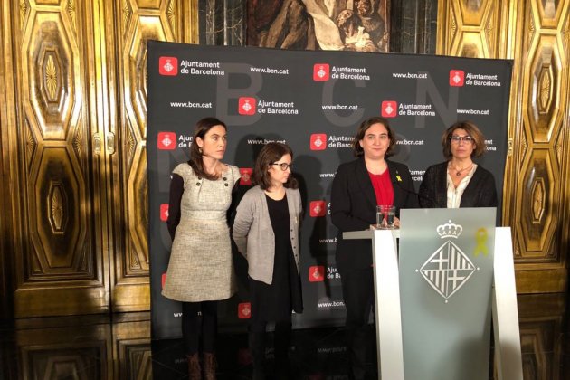 Colau rep els familiars dels presos Nico Tomás Colau rep els familiars dels presos Nico Tomás