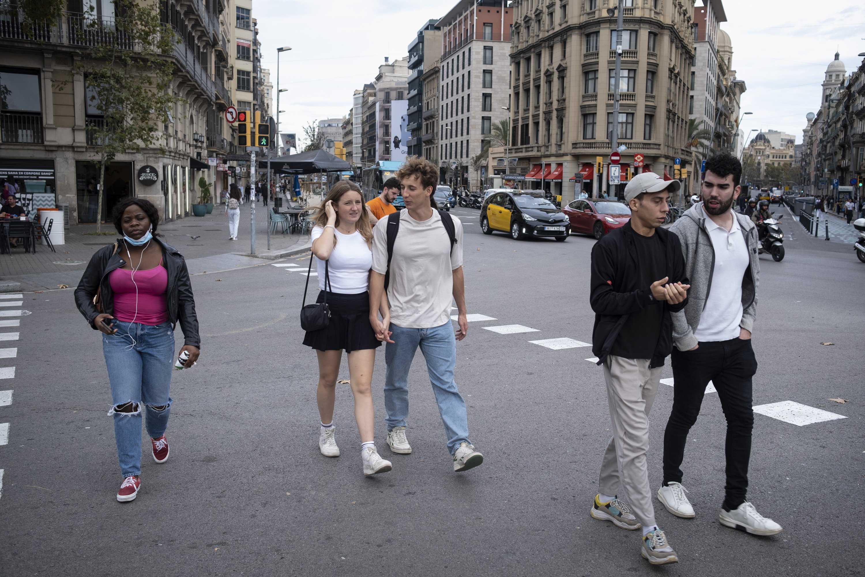 Grito de alerta de Òmnium: los jóvenes tienden cada vez más a la derecha y al unionismo