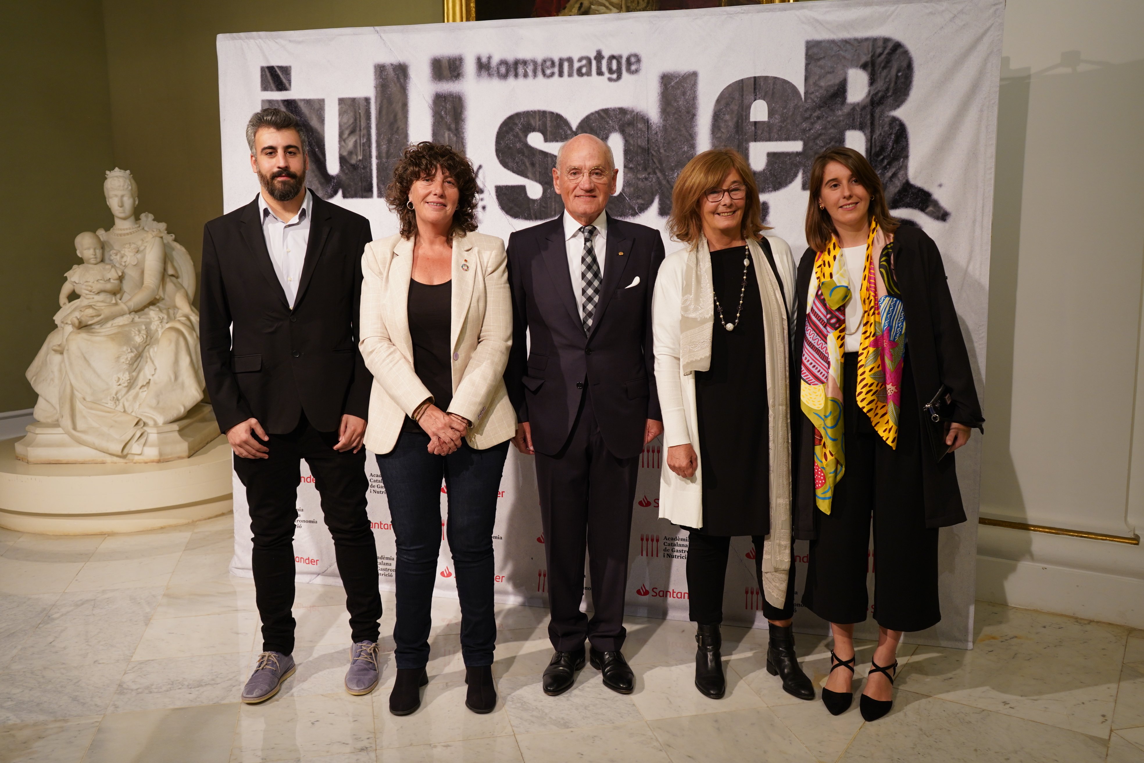 L'Acadèmia Catalana de Gastronomia i Nutrició ret homenatge a Juli Soler