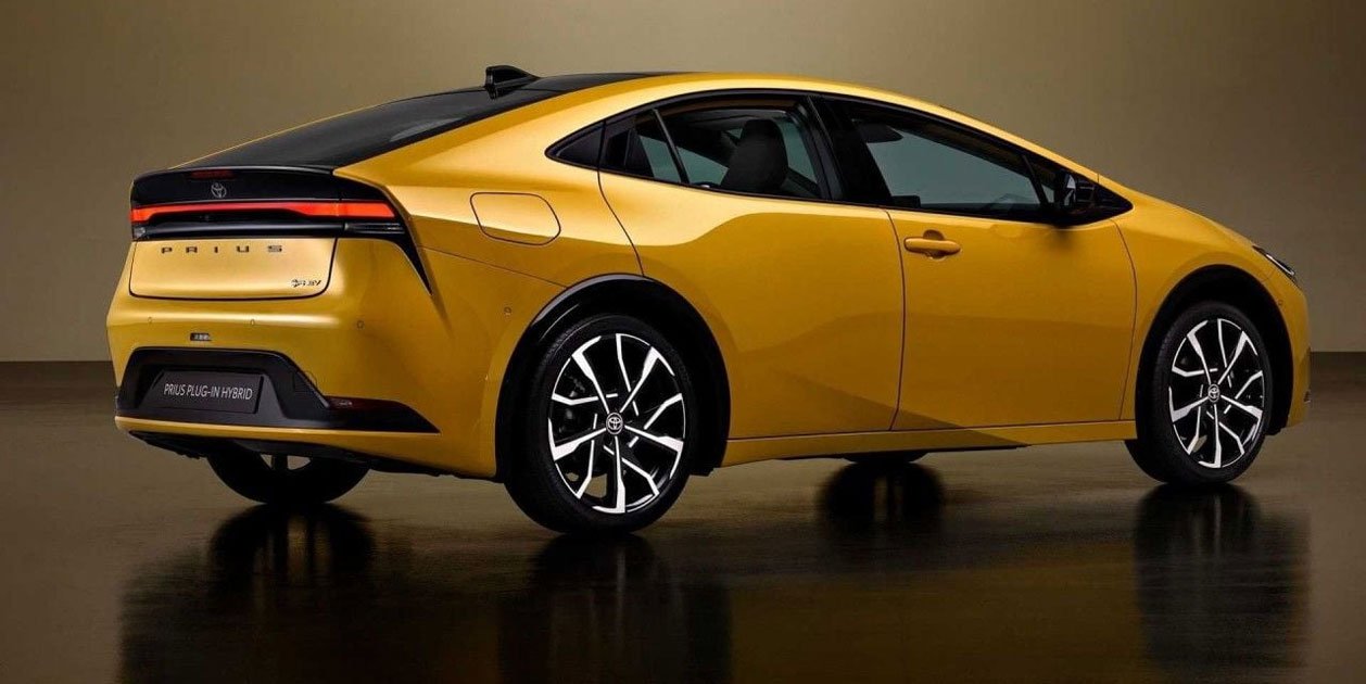Toyota convierte el nuevo Prius en un vehículo inaccesible para la mayoría, precio por las nubes