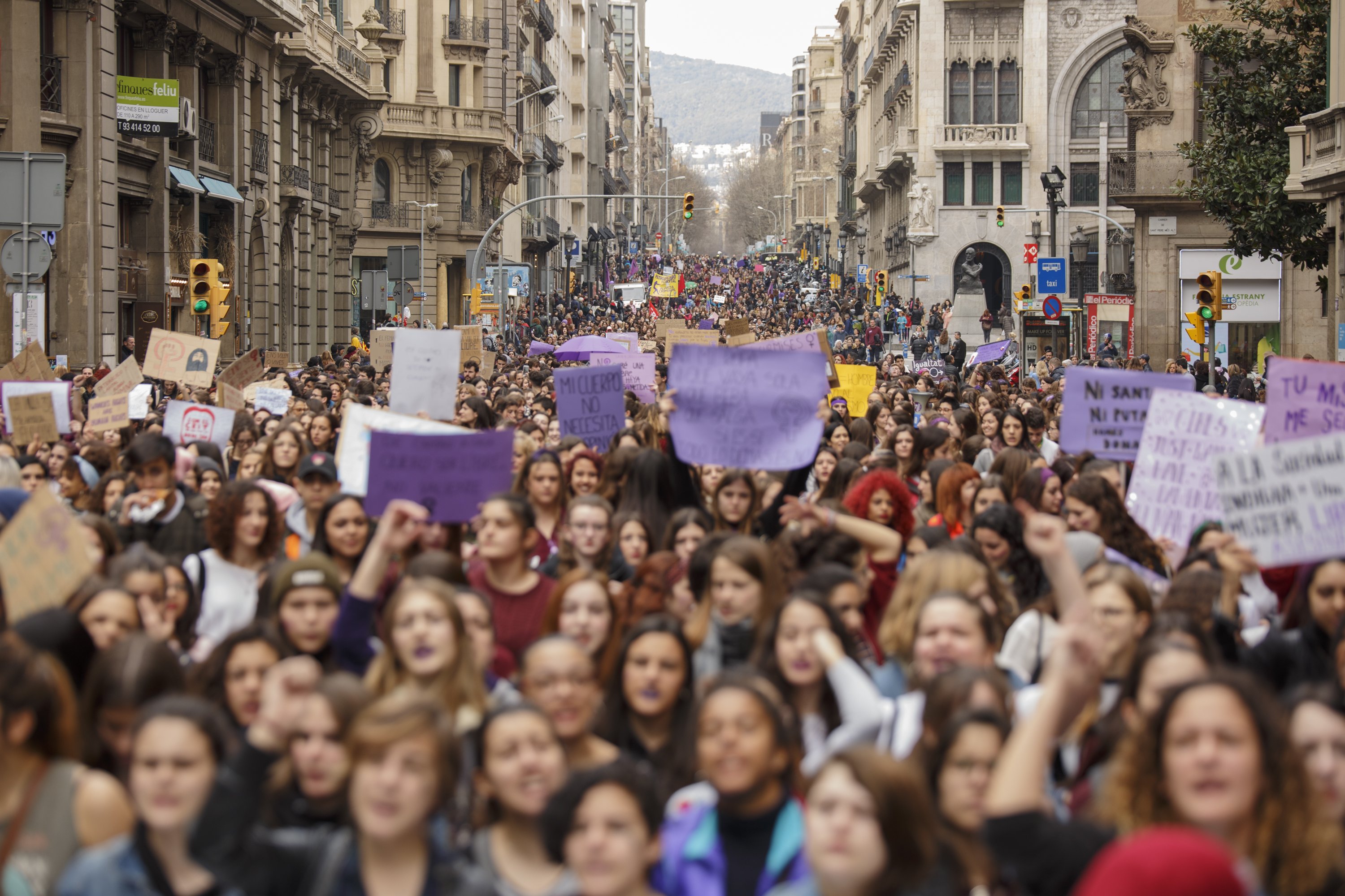 ¿Crees que los gobiernos hacen suficiente para parar la violencia contra las mujeres?