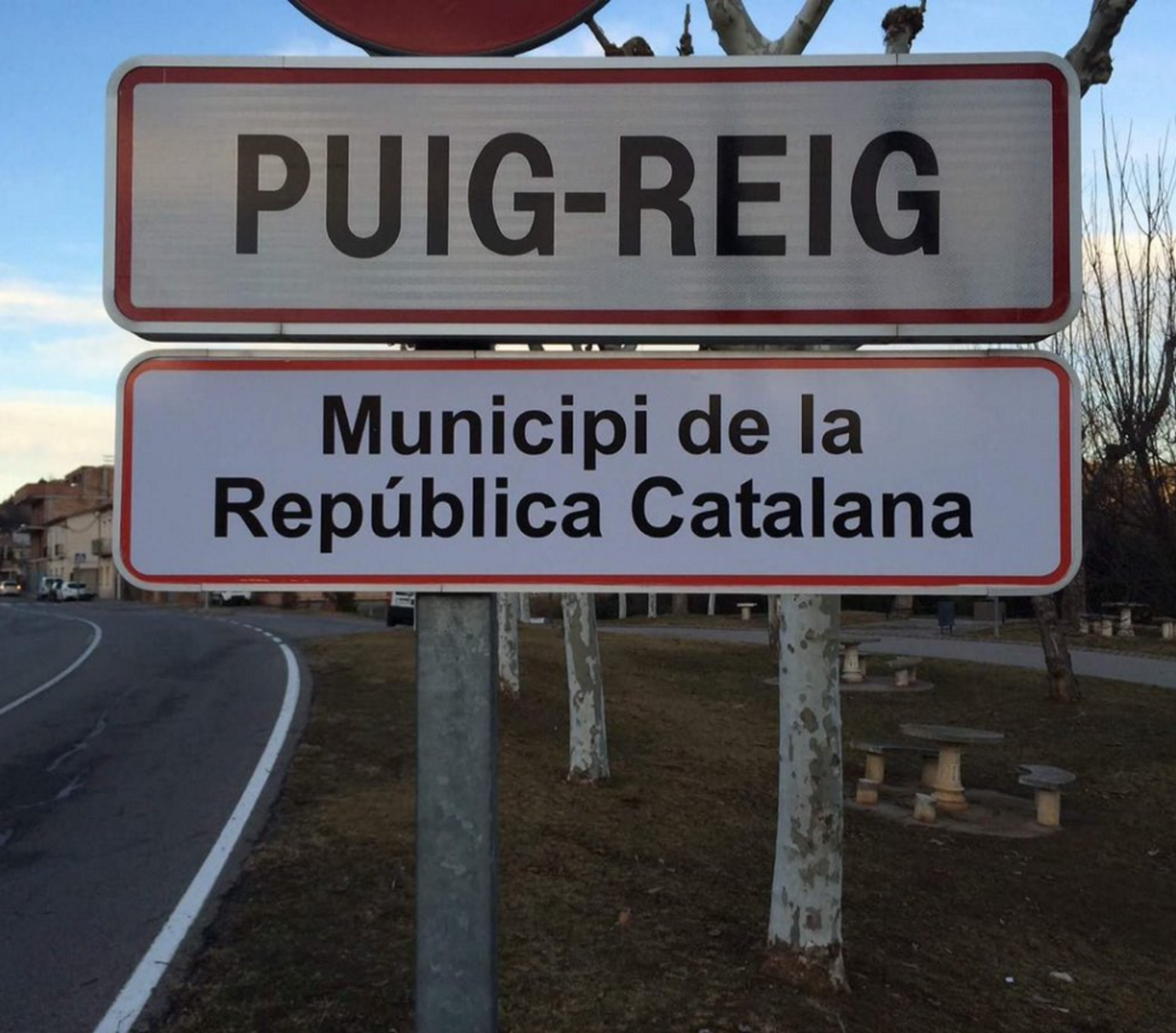 Los carteles de "Municipios de la República" llegan al Bages