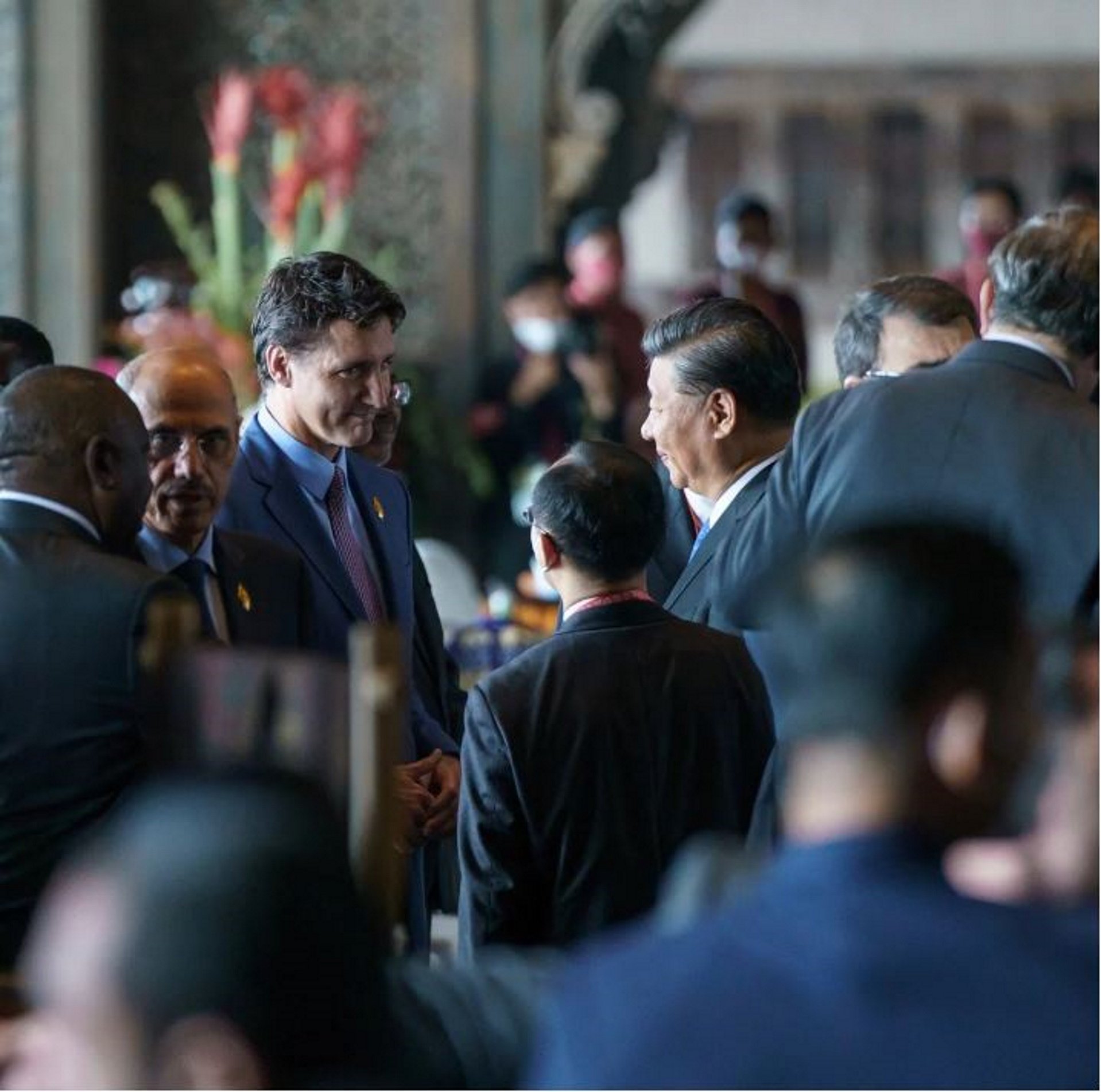 Bronca en público del líder chino al canadiense Trudeau | VÍDEO