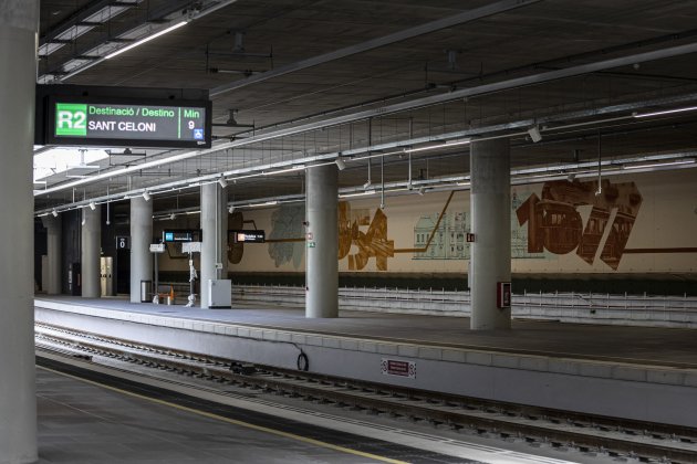 ADIF ST ANDREU trenes estacio / Foto: Montse Giralt ADIF ST ANDREU trenes estacio / Foto: Montse Giralt