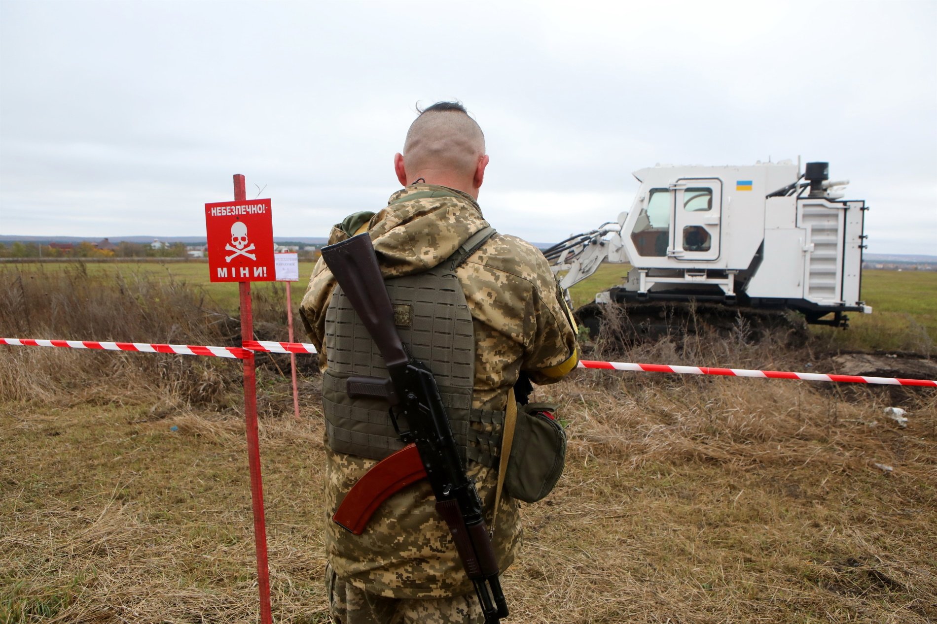 Zaporiyia sufre un nuevo ataque con misiles: podría haber gente atrapada entre los escombros