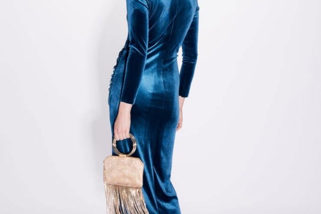 Vestido de terciopelo con botones