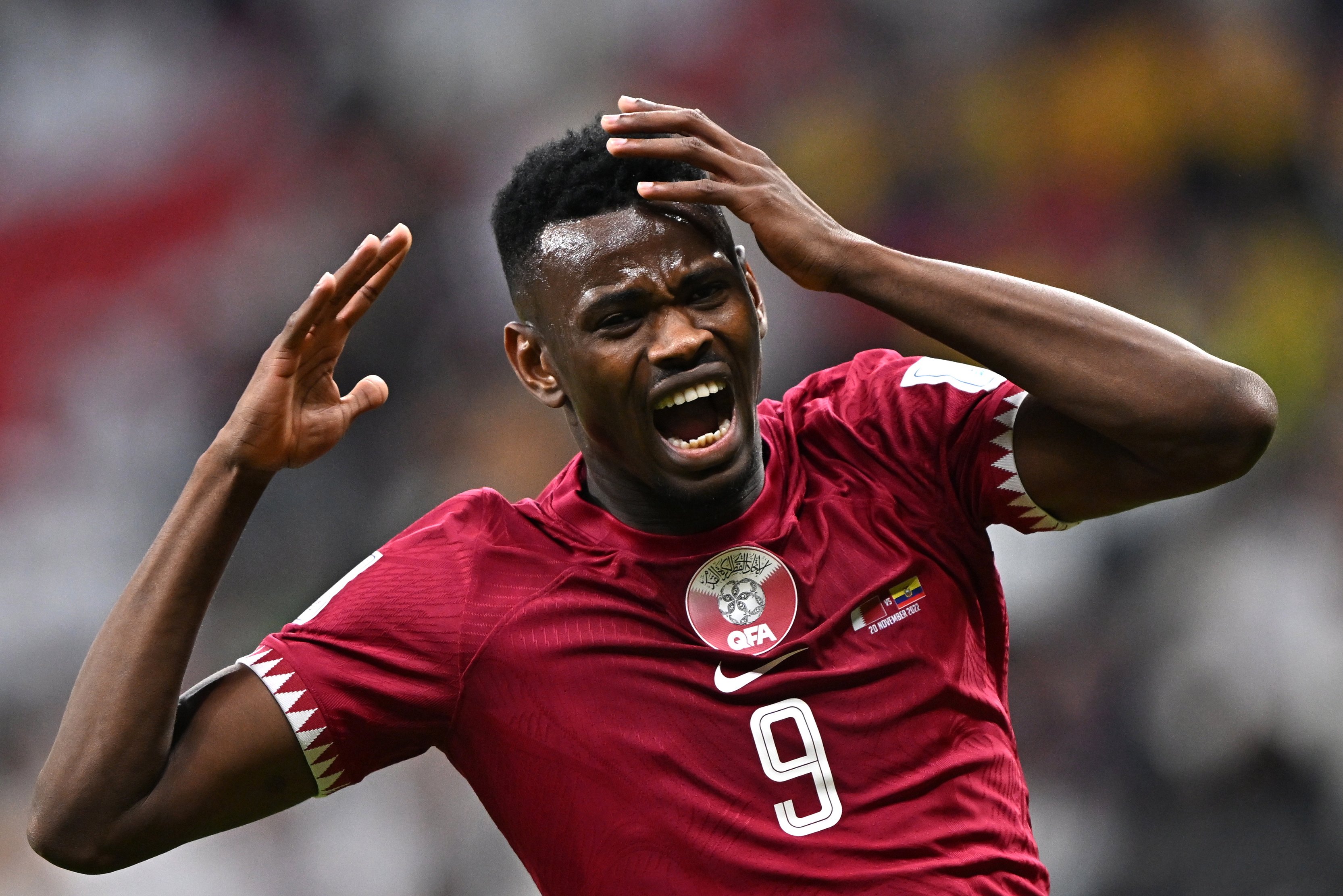 Qatar hace historia: es la primera selección anfitriona que pierde su primer partido del Mundial