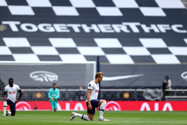 Harry Kane arrodillado Tottenham Hotspur / Foto: Europa Press Harry Kane arrodillado Tottenham Hotspur / Foto: Europa Press