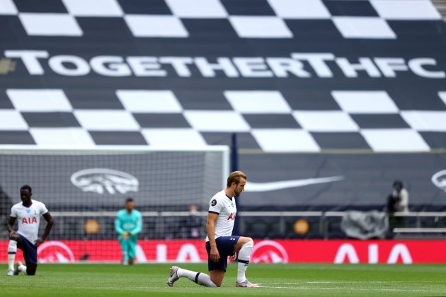 Harry Kane arrodillado Tottenham Hotspur / Foto: Europa Press