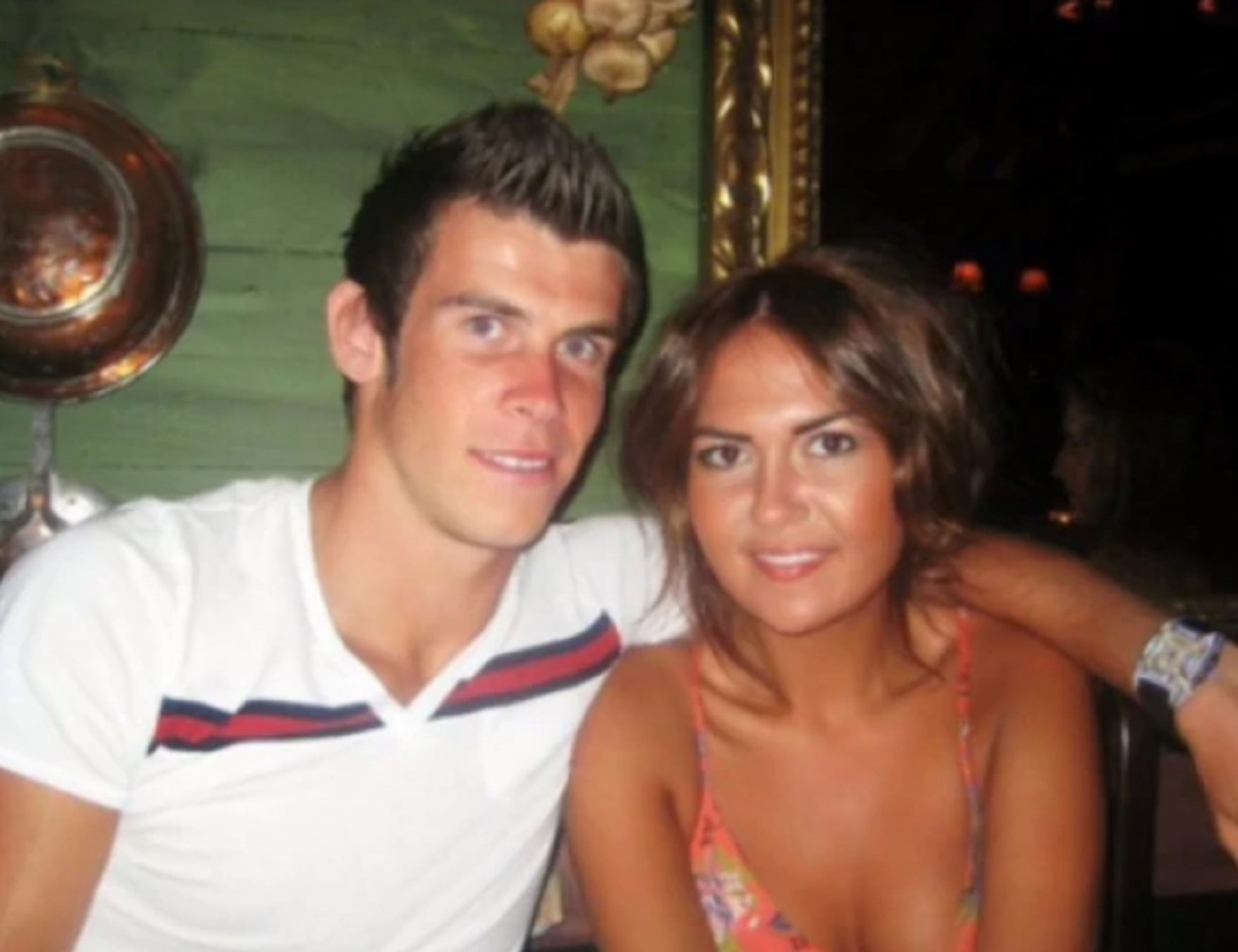 Bale y Emma, de jóvenes   Twitter