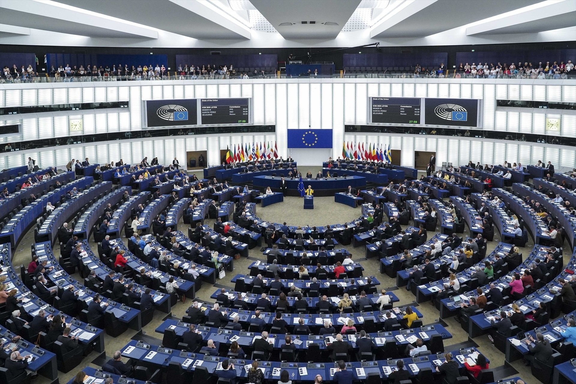 L'Eurocambra tomba un intent del PP de debatre la llei del 'només sí és sí'