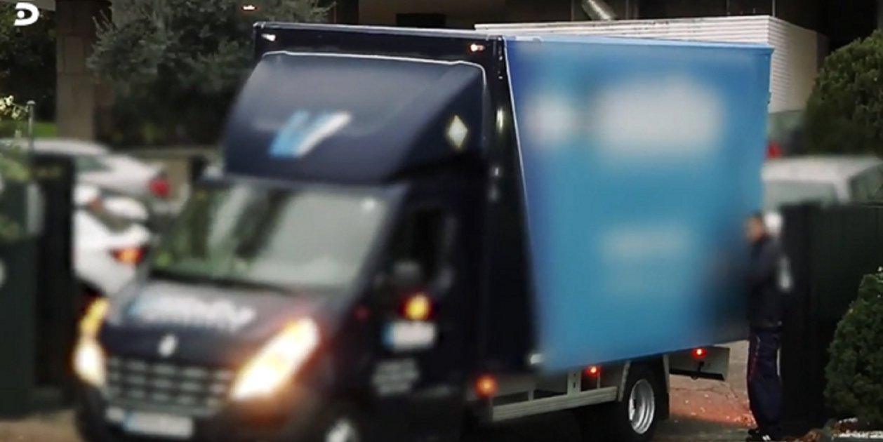 Camión de mudanzas viene a casa de Marichalar   T5