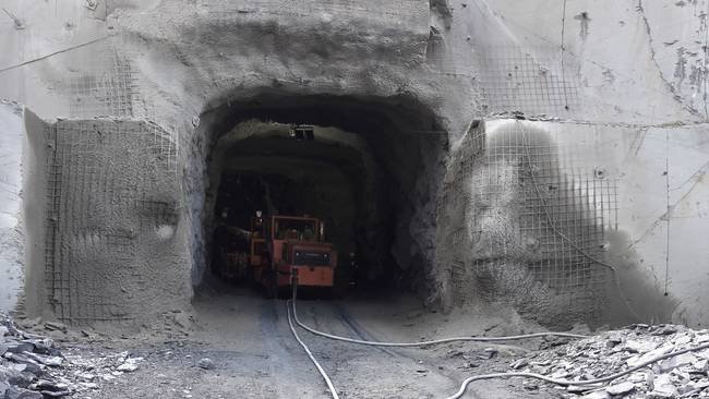 La pissarra dona el relleu al carbó en la mineria subterrània lleonesa