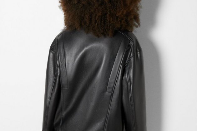 Caçadora biker efecte pell oversize1 Caçadora biker efecte pell oversize1