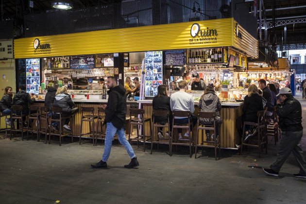 Bar Quim de la Boqueria, ous fregits amb xipirons pla general / Foto: Carlos Baglietto Bar Quim de la Boqueria, ous fregits amb xipirons pla general / Foto: Carlos Baglietto