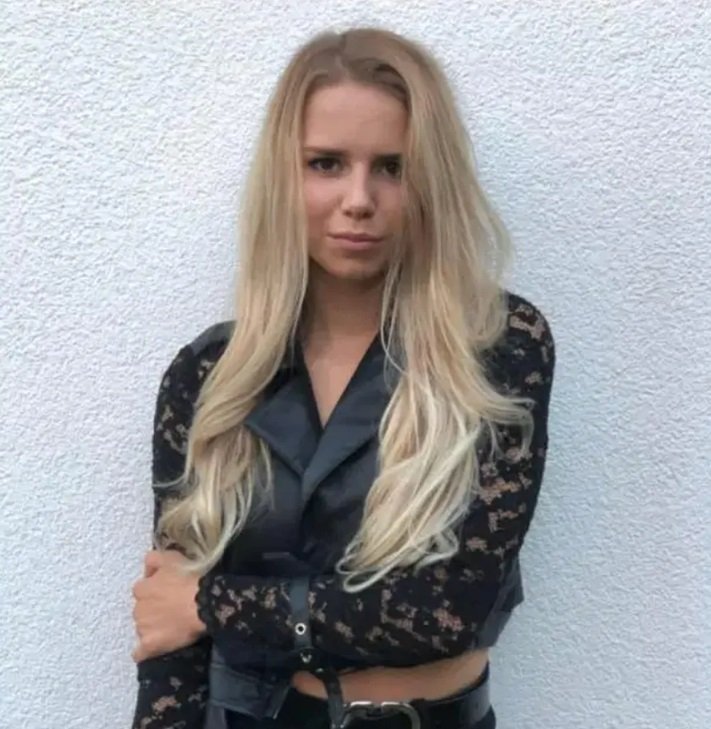 anika bissel anika bissel