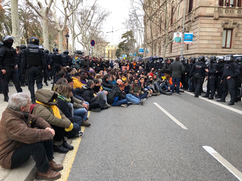 Libertad con cargos para los 13 detenidos de los CDR