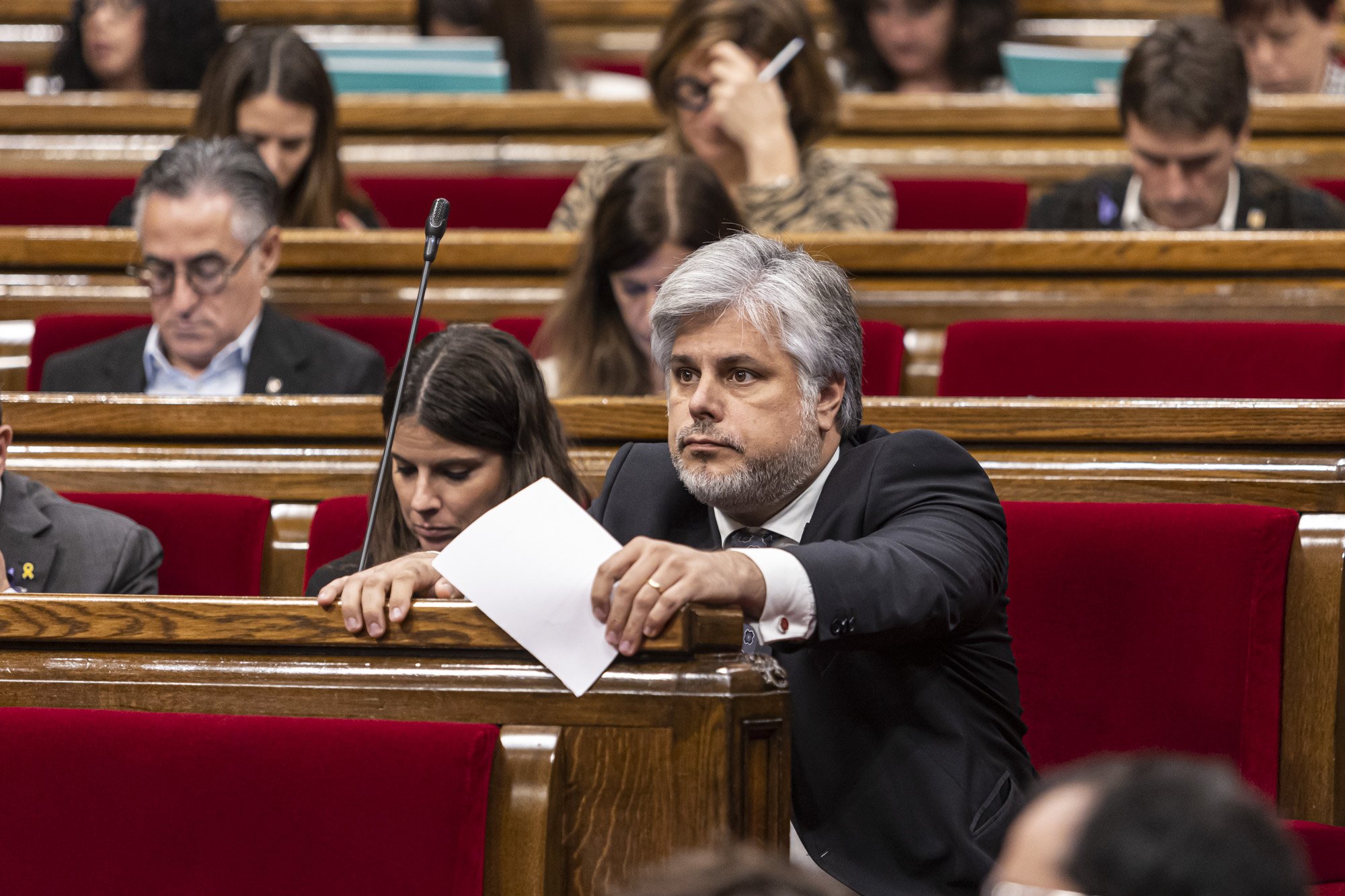 Junts y Ciudadanos pactan en el Parlament agilizar una ley contra ocupaciones ilegales