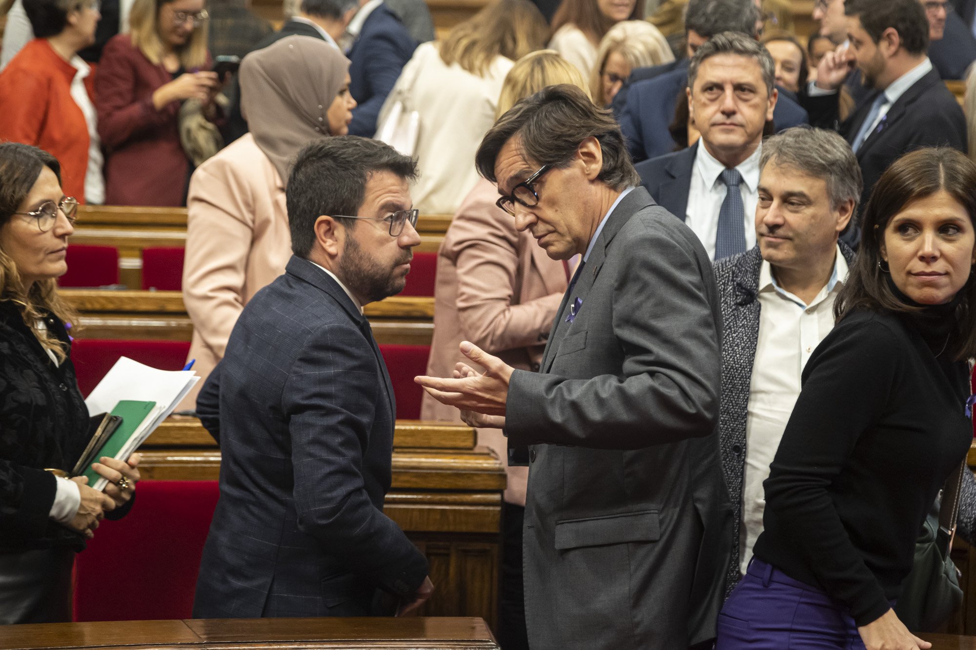 El PSC y los comuns enfrían las prisas de ERC para los presupuestos