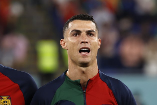Cristiano Ronaldo Diogo Costa himno Portugal / Foto: EFE Cristiano Ronaldo Diogo Costa himno Portugal / Foto: EFE